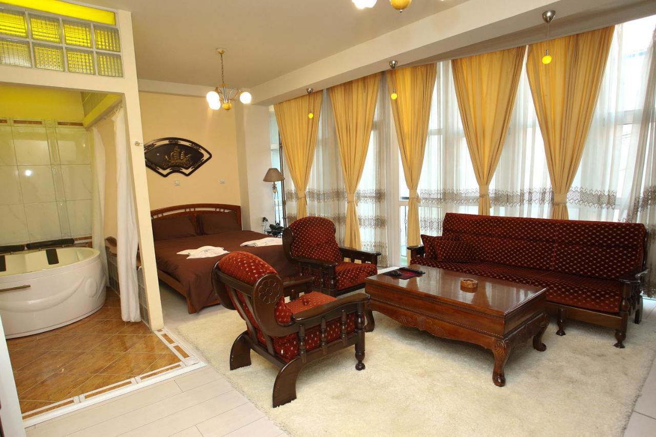 Hotel Xhema Pristina Extérieur photo