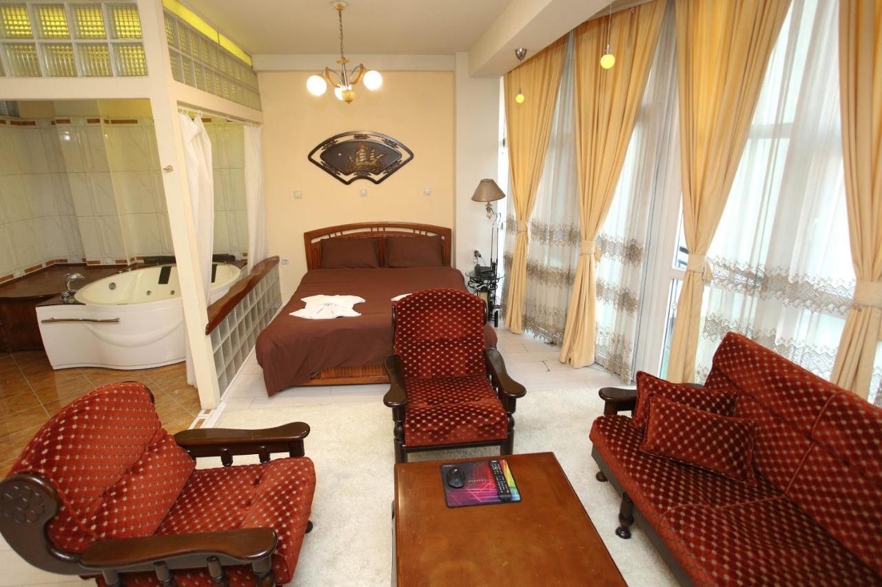Hotel Xhema Pristina Extérieur photo